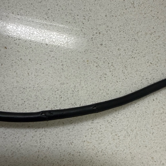 Black USB-C to Lightning Cable - Picture 7 of 9